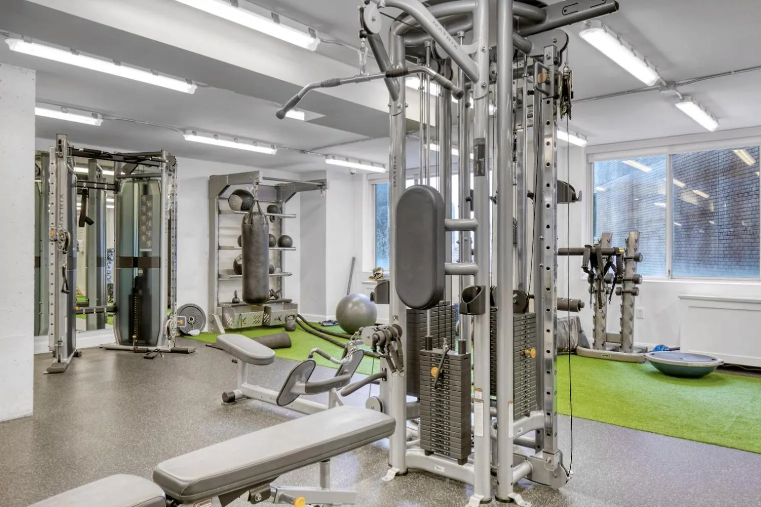 Midtown E 2Br W Elevator Doorman Gym Nr Un Nyc-753 Apartment New York
